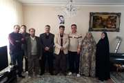 دیدار رئیس اداره دامپزشکی شهرستان سمنان به همراه تعدادی از پرسنل با خانواده شهید فدائی اسلام