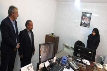 بازدیددکترخبازاستاندارسمنان  از محل کارپرسنل اداره کل 14/7/95