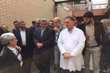 بازدیدوزیرجهادکشاورزی ودکترخلج رئیس سازمان دامپزشکی کشوردرسفرریاست جمهوری به استان سمنان ازشرکت تولی