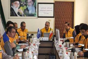 مانوررومیزی پدافند غیر عامل با موضوع آنفلوانزای فوق حاد پرندگان به مناسبت هفته پدافندغیر عامل  8آبان