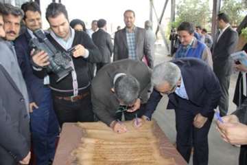 بازدیدوزیرجهادکشاورزی ودکترخلج رئیس سازمان دامپزشکی کشوردرسفرریاست جمهوری به استان سمنان ازشرکت رویا