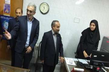 بازدیددکترخبازاستاندارسمنان  از محل کارپرسنل اداره کل 14/7/95