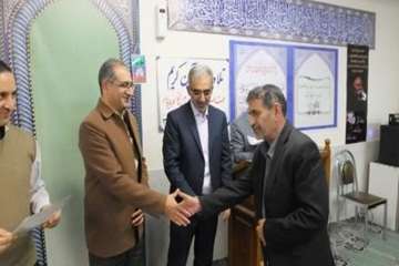 مراسم تقدیر از کارکنان بخش فنی (کسب رتبه برتراداره کل دامپزشکی استان درجشنواره شهید رجایی )وکارمندان