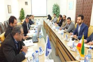 جلسه ستاد اجرایی پیشگیری ومقابله با بیماری آنفلوانزا با حضور مدیرکل پدافند غیر عامل استانداری سمنان 