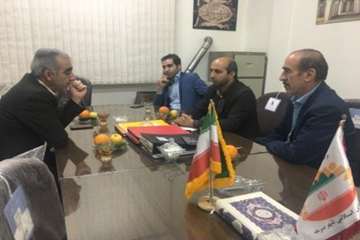 جلسه دکتر سعیدی مدیرکل محترم دامپزشکی استان سمنان با اعضای شورای اسلامی شهر سرخه جهت تامین ساختمان م