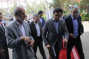 بازدیدوزیرجهادکشاورزی ودکترخلج رئیس سازمان دامپزشکی کشوردرسفرریاست جمهوری به استان سمنان ازشرکت رویا