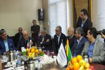 آلبوم شماره سوم مراسم افتتاحیه خط تولید ضد عفونی وانبار قرنطینه شرکت رویان دارو با حضور استادار مسئو