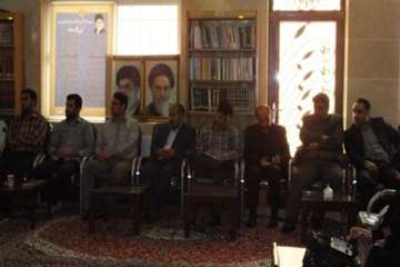 دیدارمسئولین روابط عمومی دستگاه های اجرای استان سمنان با امام جمعه سمنان به مناسبت روز روابط عمومی 2
