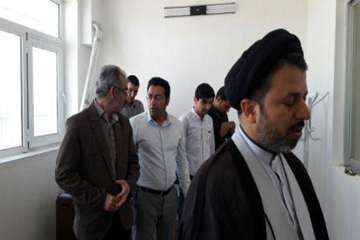 برگزاری نماز جماعت در اداره دامپزشکی شهرستان میامی