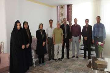 دیداردکتر سعیدی مدیر کل دامپزشکی استان سمنان  وهیئت همراه از خانواده همکاربازنشسته فرحی 30خرداد96