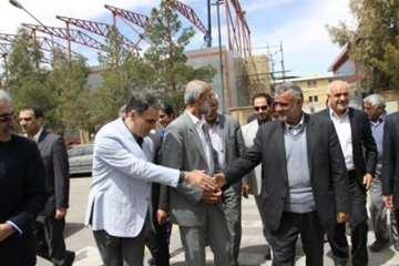 بازدیدوزیرجهادکشاورزی ودکترخلج رئیس سازمان دامپزشکی کشوردرسفرریاست جمهوری به استان سمنان ازشرکت رویا