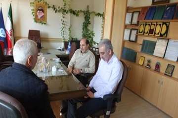 بازدید کارشناس نظارت وارزیابی ستاداقامه نماز استان سمنان ازاداره کل دامپزشکی استان سمنان ب، دیدار با