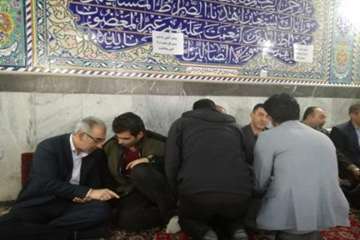 دیدار مردمی واقامه نماز جماعت ظهر وعصرمدیران دستگاه های اجرایی استان درمسجد جاوع شهرستان میامی 18بهم
