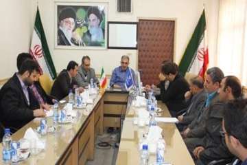 جلسه مسائل بهداشتی کشتارگاههای استان سمنان با حضورمدیران ومسئولین فنی بهداشتی کشتارگاههای طیور 30/9/