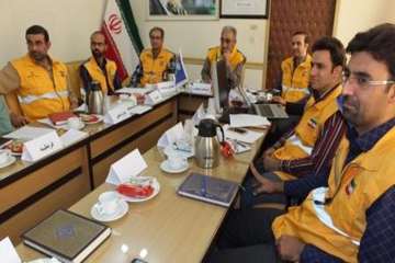 مانوررومیزی پدافند غیر عامل با موضوع آنفلوانزای فوق حاد پرندگان به مناسبت هفته پدافندغیر عامل  8آبان