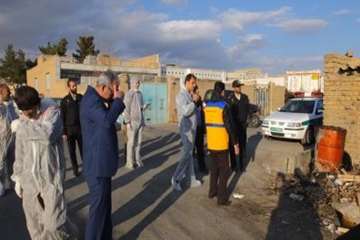 بازدید دکتر سعیدی مدیرکل دامپزشکی استان ازمنطقه معدوم سازی کانون روستایی آنفلوانزای فوق حاد پرندگان 