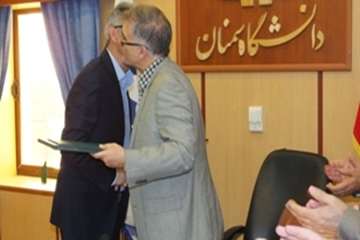 امضاء تفاهمنامه همکاری بین اداره کل دامپزشکی استان ودانشگاه سمنان درهفته دامپزشکی 