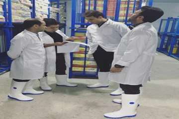 بازدیدکارشناسان اداره نظارت  بربهداشت عمومی ادامپزشکی استان سمنان از واحدهای بسته بندی گوشت مرغ وگوش