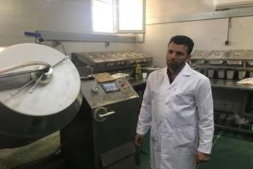 اجرای طرح تشدید نظارت بهداشتی ویژه ایام نوروزتوسط کارشناسان نظارت اداره کل دامپزشکی استان سمنان درشه