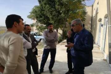 بازدید دکتر سعیدی مدیرکل دامپزشکی استان سمنان ازیک فرم جوجه کشی واقع درشهر ایوانکی   17آبان 96