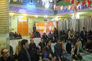 حضورکاروان انقلاب اداره کل دامپزشکی استان سمنان به مناسبت ایام ا.. دهه فجردرمسجد روستای خیرآبادسمنان