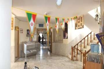 آذین بندی اداره کل دامپزشکی استان سمنان دردهه فجر 95