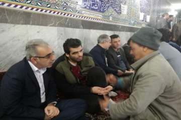 دیدار مردمی واقامه نماز جماعت ظهر وعصرمدیران دستگاه های اجرایی استان درمسجد جاوع شهرستان میامی 18بهم