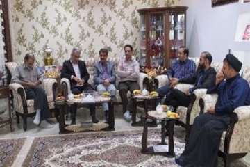 دیدار مدیرکل دامپزشکی استان سمنان به اتفاق هیئت همراه از خانواده همکار بازنشسته آقای محمدخانی