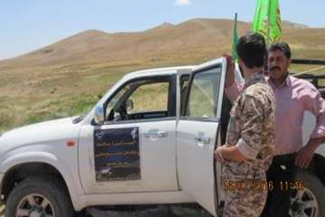 سمپاشی رایگان اماکن دامی ییلاقات شهرستان مهدیشهر با همکاری بسیج عشایری 