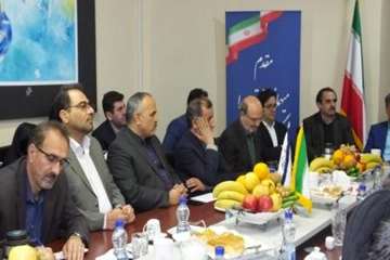 آلبوم شماره دو مراسم افتتاحیه خط تولید ضد عفونی وانبار قرنطینه شرکت رویان دارو با حضور استادار مسئول