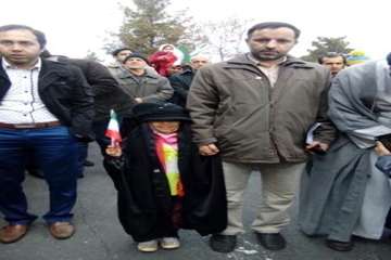 حضورپرسنل اداره کل دامپزشکی استان سمنان دراهپیمایی 22بهمن 94همراه باگلواژه ها