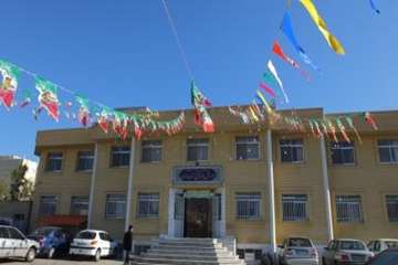 آذین بندی اداره کل دامپزشکی استان سمنان به مناسبت ایام ا...دهه فجر94