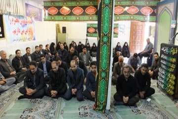 حضورجناب آقای دکتر خبازاستاندار محترم ومحبوب استان سمنان درجمع کارکنان دامپزشکی استان به مناسبت 14 م