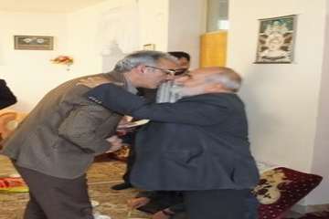 دیدارمدیرکل دامپزشکی استان سمنان  به اتفاق هیئت همراه ازخانواده بازنشسته محمد علی خانی شاهرود 10/8/9