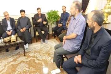 دیدارمدیرکل دامپزشکی استان سمنان  به اتفاق هیئت همراه با خانواده جانباز مقیمیان  13/7/95