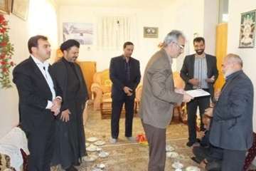 دیدارمدیرکل دامپزشکی استان سمنان  به اتفاق هیئت همراه ازخانواده بازنشسته محمد علی خانی شاهرود 10/8/9