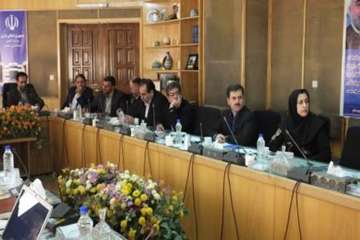 جلسه ستاد کنترل وپیشگیری ازآنفولانزای فوق هادپرندگان باحضوراستاندارسمنان ودکترتهرانی مدیرکل دفتربهدا