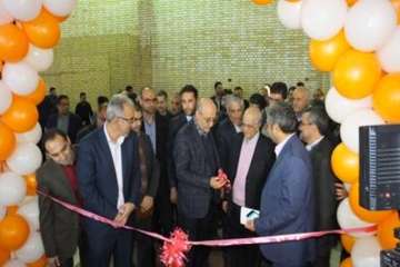 آلبوم شماره دو مراسم افتتاحیه خط تولید خط DCPشرکت زرین مهد شیمی سمنان با حضور استادار مسئولین کشوری 