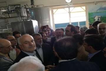 بازدید از کارخانه لبنیات گلزار ومزارع پسته و طرح آبرسانی دامغان با حضور وزیر جهاد کشاورزی به اتفاق ا