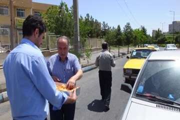 برپایی ایستگاه صلواتی به مناسبت نیمه شعبان وسوم خرداد روزآزادسازی خرمشهردراداره کل دامپزشکی استان سم
