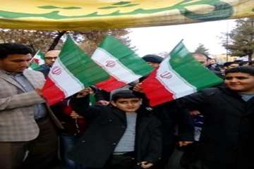حضورپرسنل اداره کل دامپزشکی استان سمنان دراهپیمایی 22بهمن 94همراه باگلواژه ها