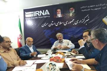 میزگرد با موضوع چالشهای صنعت مرغ ازتولید تا صنایع تکمیلی با حضور دکتر هاشم زاده معاون سلامت اداره کل