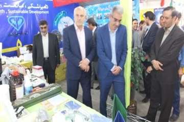 مراسم افتتاح نمایشگاه توانمدیهای اداره کل دامپزشکی استان سمنان با حضور مسئولین 6/7/95