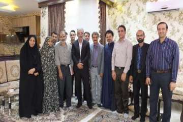 دیدار مدیرکل دامپزشکی استان سمنان به اتفاق هیئت همراه از خانواده همکار بازنشسته آقای محمدخانی