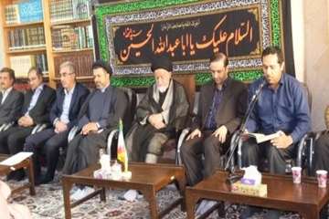 دیدارمدیر کل دامپزشکی استان با جمعی از پرسنل اداره کل دامپزشکی استان با ایت الله شاهچراغی نماینده ول