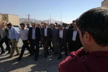 آئین افتتاحیه کارخانه خوراک دام وطیور شرکت تعاونی کشاورزی شهرستان گرمسار با حضورمهندس حجتی وزیر جهاد