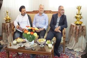 دیدارمدیرکل دامپزشکی استان سمنان  به اتفاق هیئت همراه با آقای طاهریان همکاربازنشسته سمنان 27/5/95