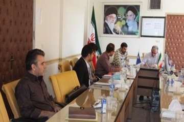 اولین جلسه هماهنگی مسئولین واحد طیور، آبزیان و زنبورعسل شهرستانها در اداره کل دامپزشکی استان سمنان96