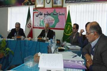 نشست مطبوعاتی دکتر محمد سعیدی مدیرکل دامپزشکی استان سمنان در خصوص اولین همایش صنعت مرغ در استان سمنا
