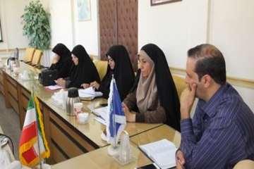 جلسه هم اندیشی مسئولین اداری مالی ادارات دامپزشکی شهرستانهای تابعه دراداره کل دامپزشکی استان سمنان 3